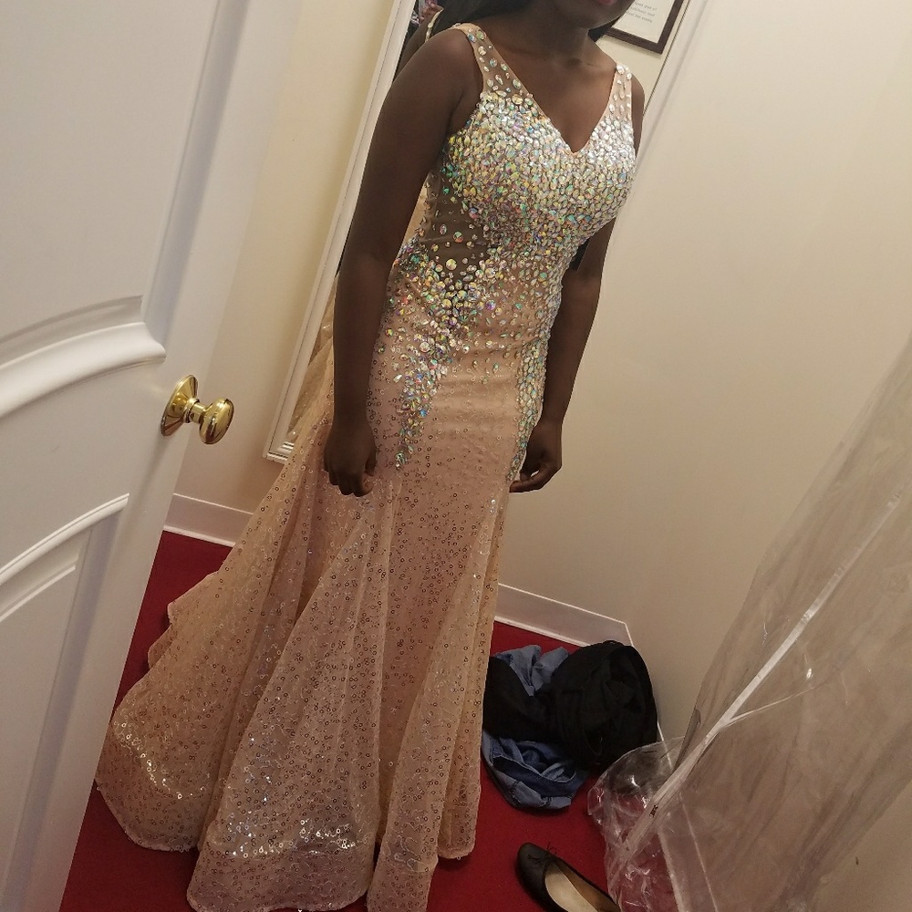 PROM DRESS - Picture 5 of 5